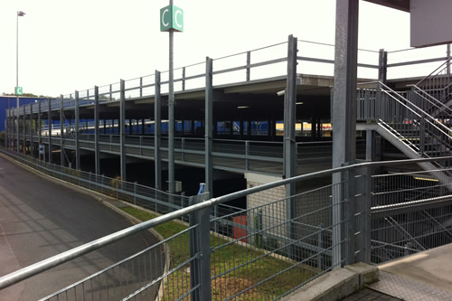Hanau, Parkpalette eines Einrichtungshauses