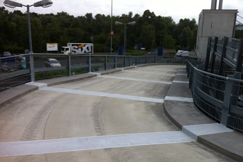 Hanau, Parkhaus eines Einrichtungshauses